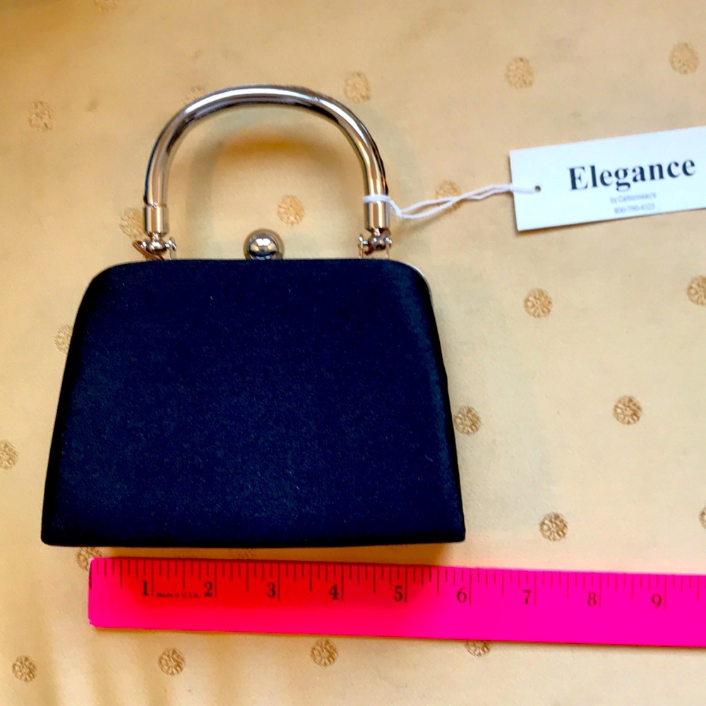 Small black box clutch